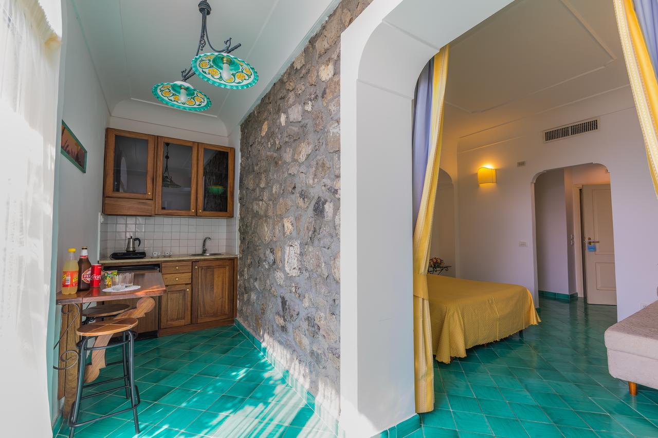 Bacio del Sole B&B Positano Habitación foto