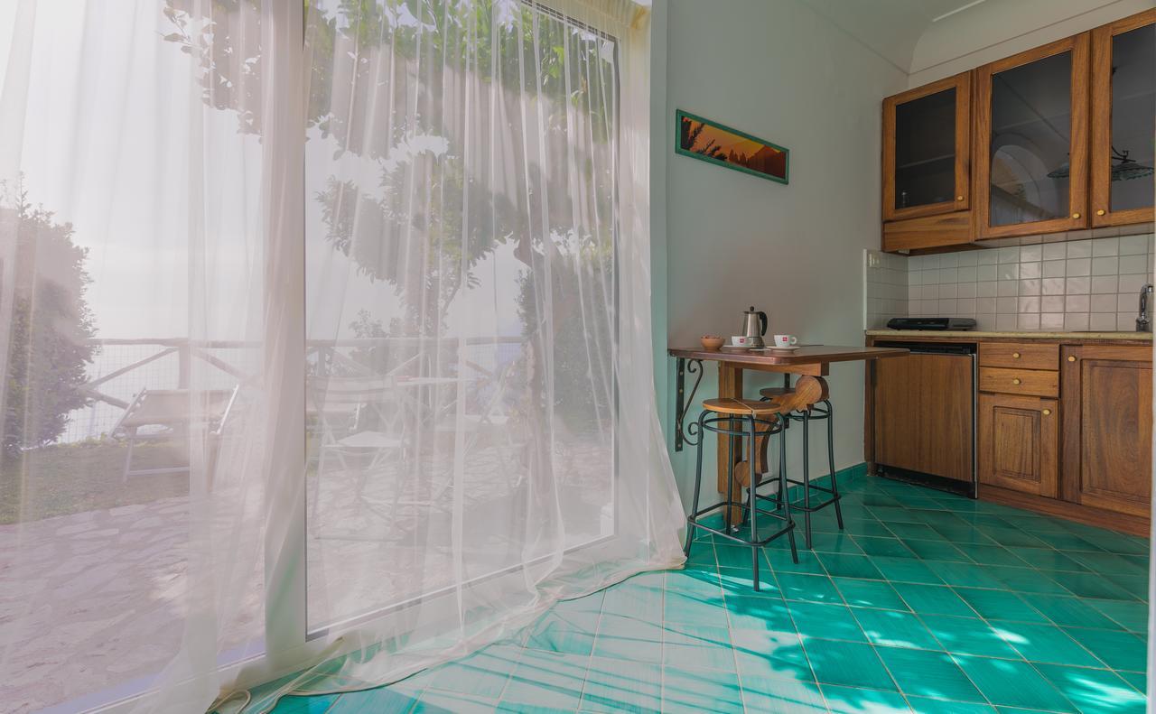 Bacio del Sole B&B Positano Habitación foto